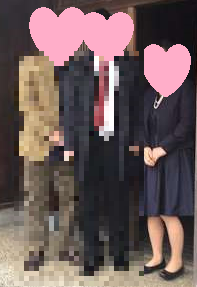 大学卒業式の母親の服装