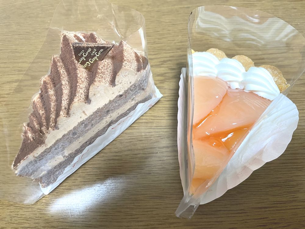 ケーキをもらいました(⋈◍＞◡＜◍)。✧♡